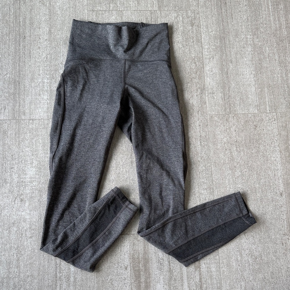 Lululemon heather gray leggings size 2 Excrement like new condition! Athleisure